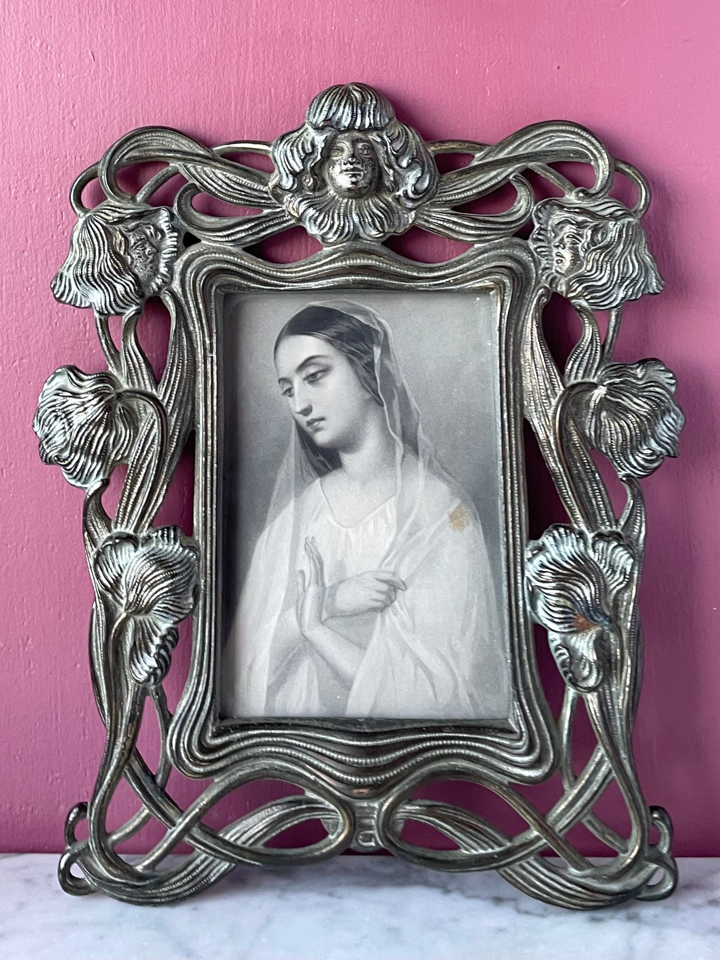 Art Noveau Poppy Frame with Astarte Engraving