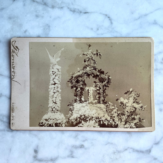 Victorian Mourning | Funeral Flower Photo