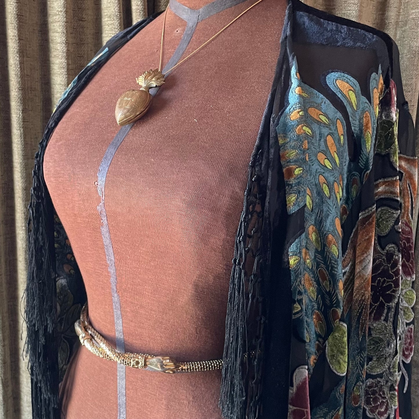 Vintage DL Auld Gold Mesh Belt with Hands