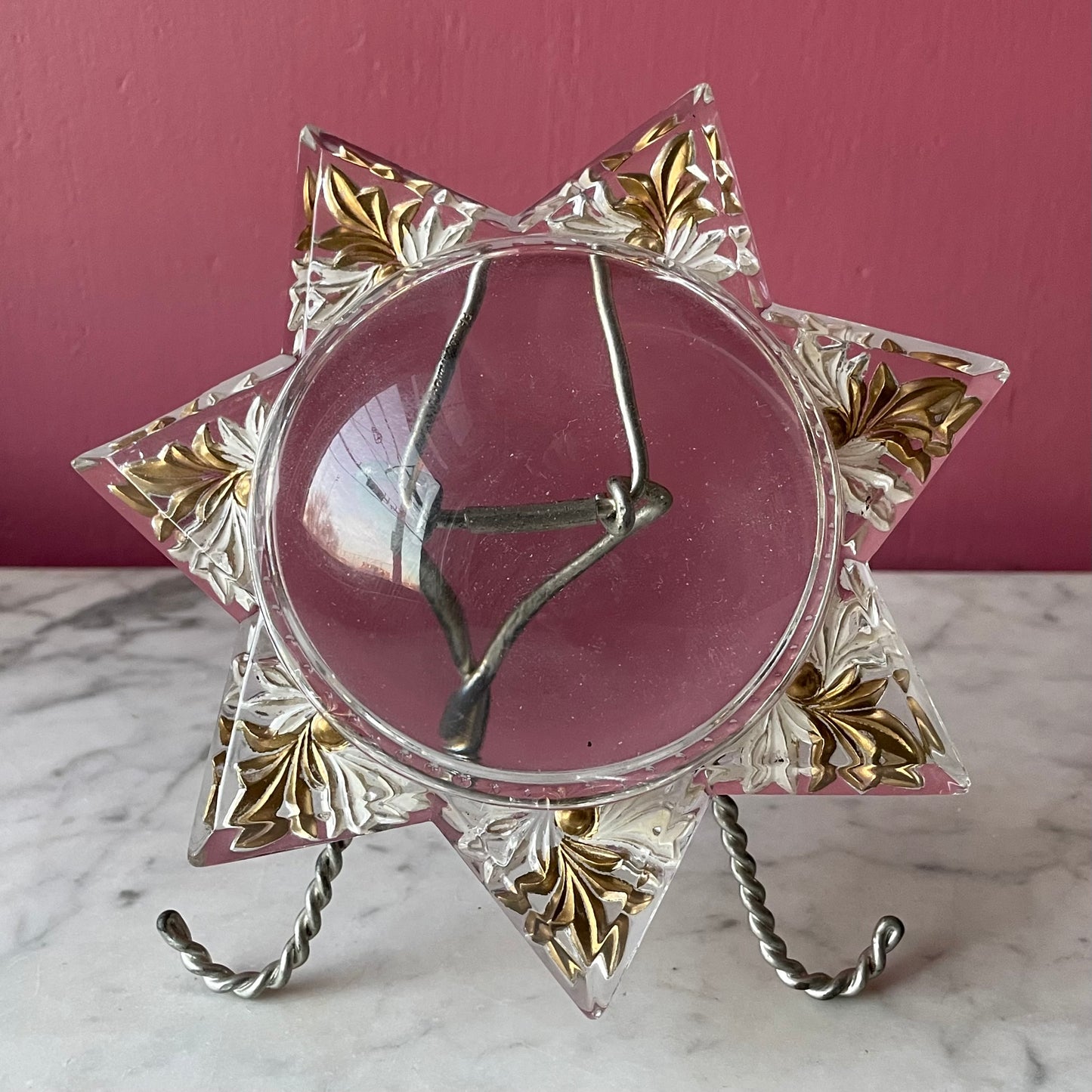 Victorian Magnifying Star Frame