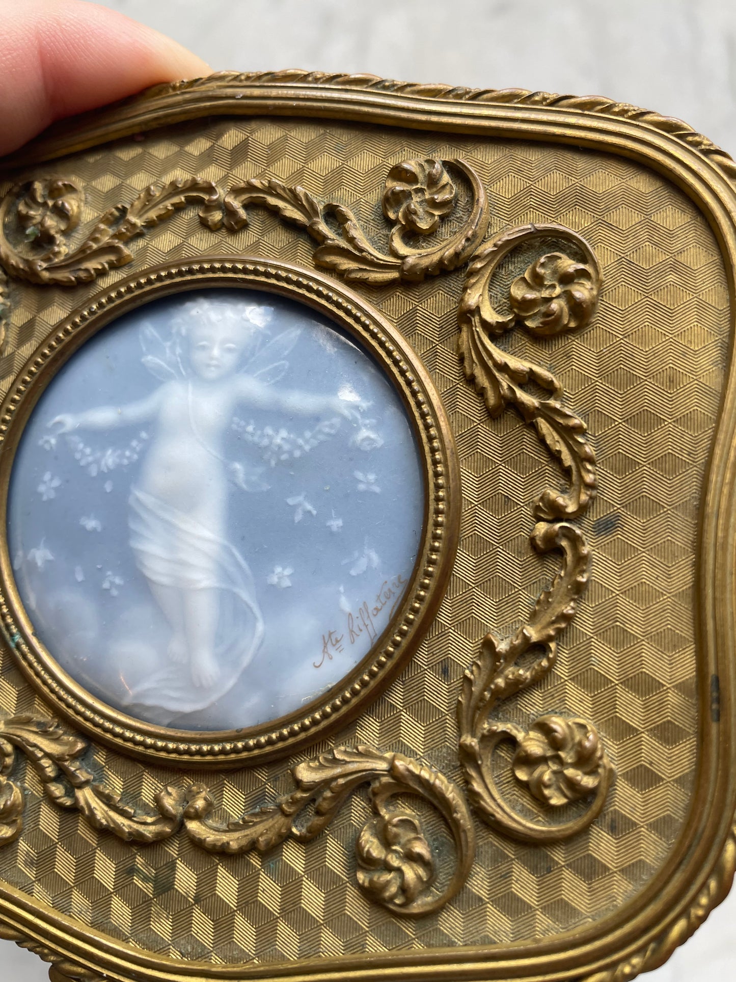 Auguste Riffaterre Pâte-sur-Pâte Box with Fairy