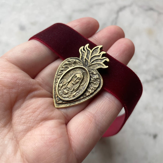 Sacred Heart of Mary on Velvet Choker