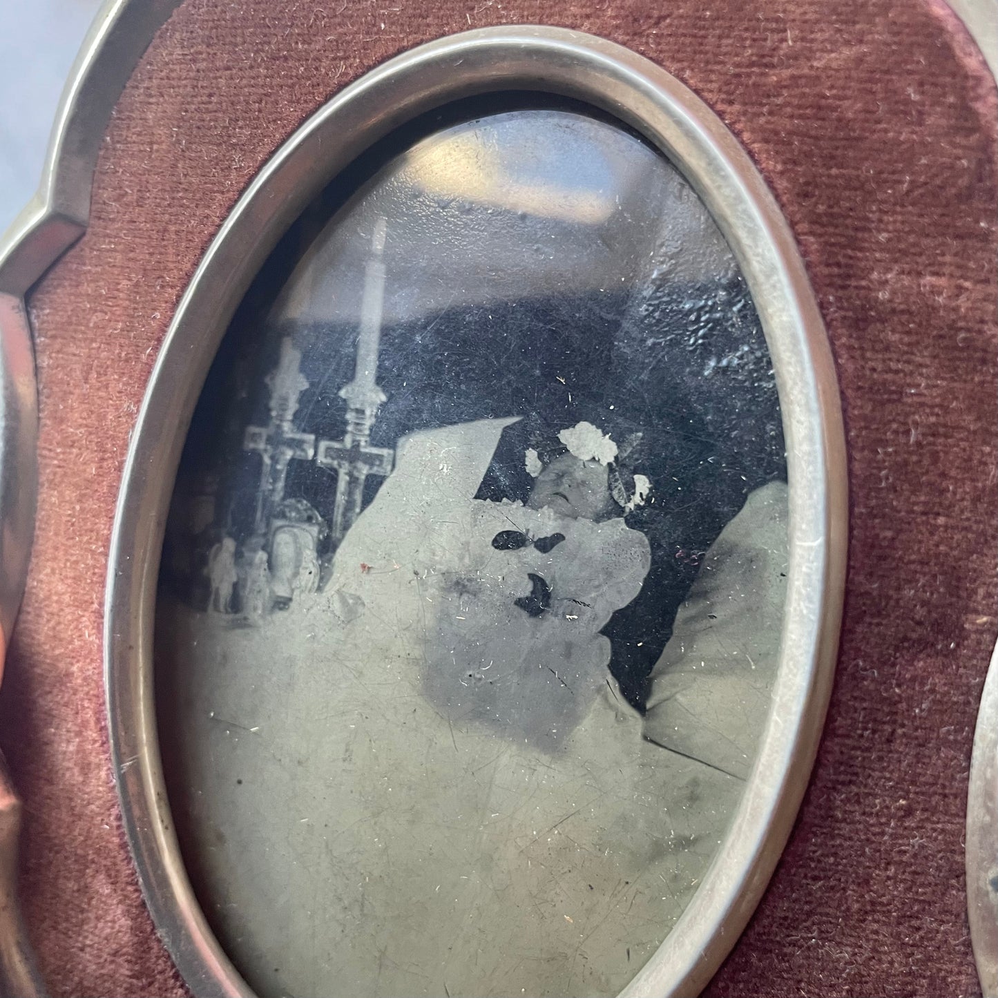 Victorian Post Mortem Tintype of Baby in Velvet Frame