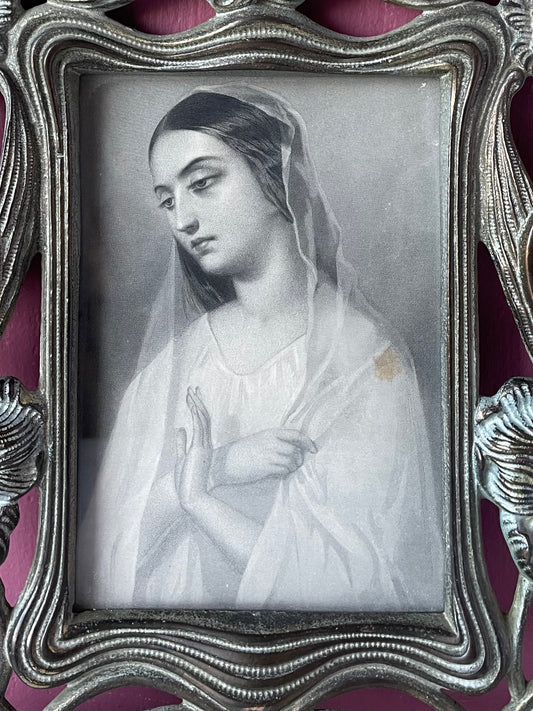 Art Noveau Poppy Frame with Astarte Engraving