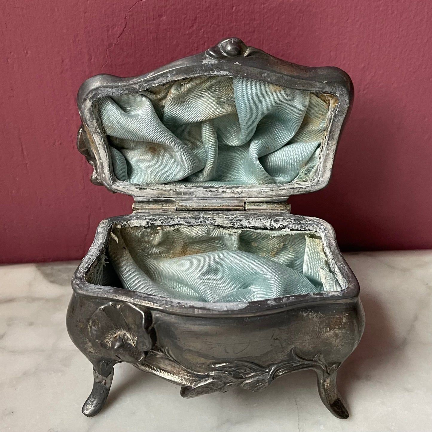 Antique Art Nouveau Jewelry Casket with Poppies
