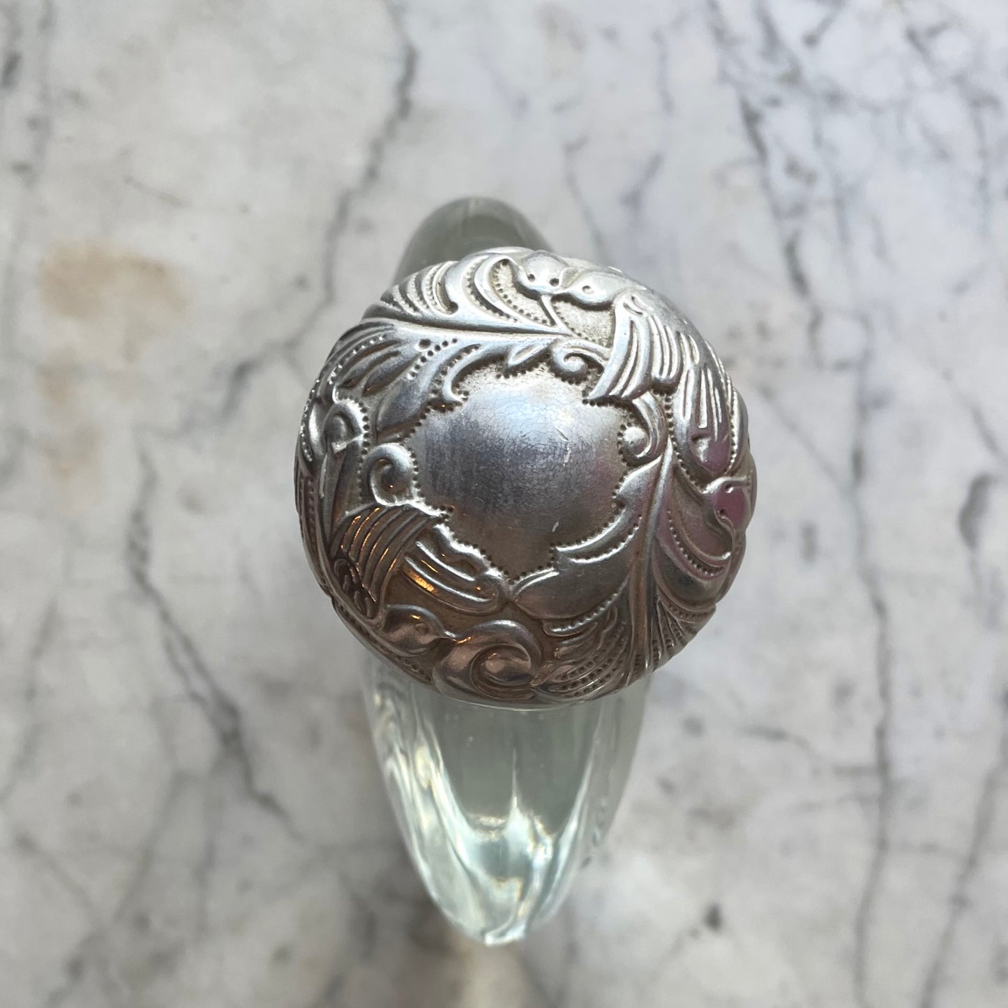 L’air du temps | Nina Ricci | Lalique Factice | Oversized Display
