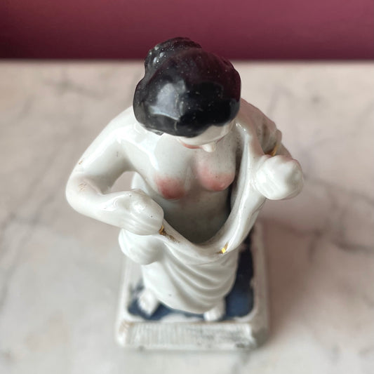 Victorian Porcelain Bathing Beauty | Risqué Staffordshire
