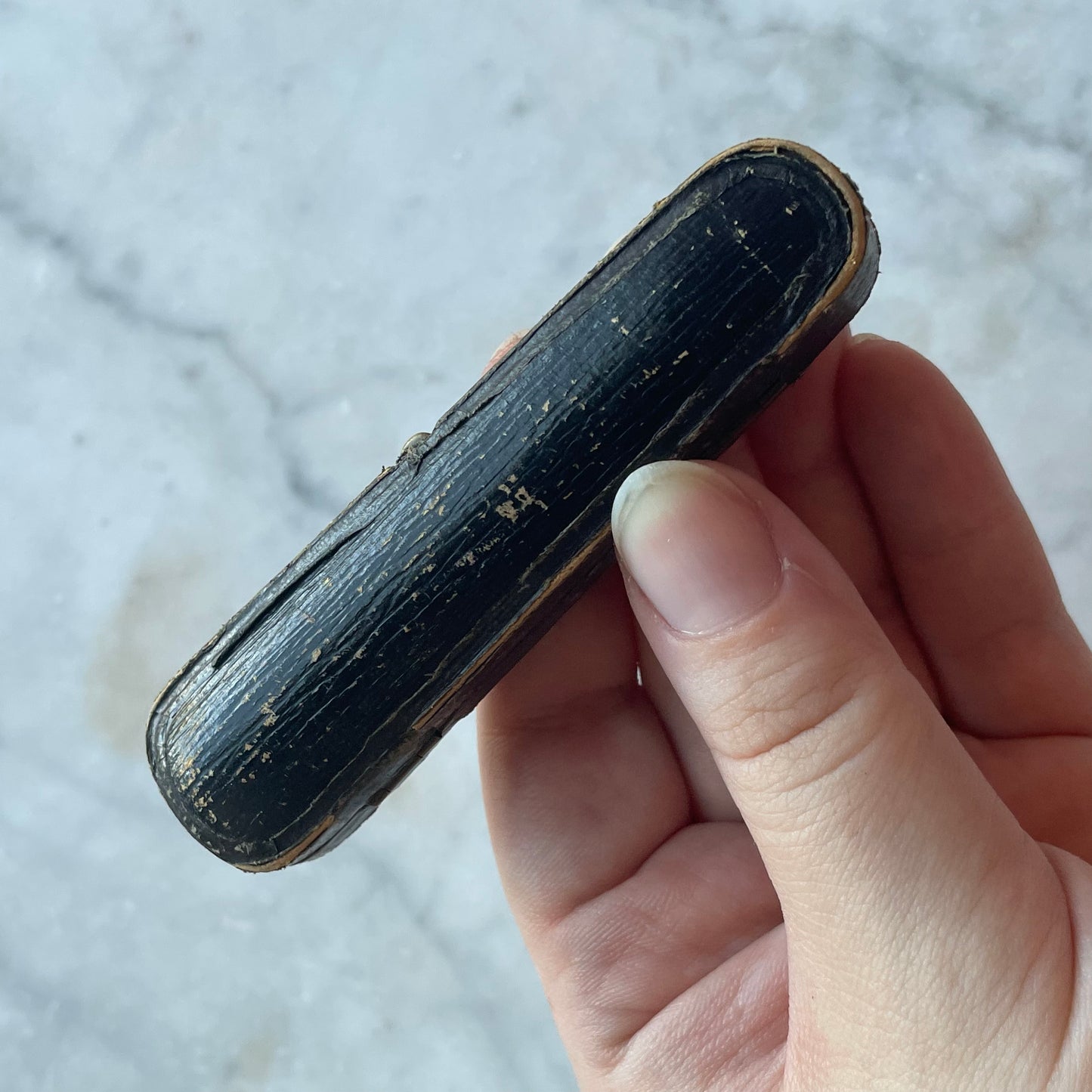 Antique Pearl & Gold Cigarette Holder with Original Case | Diplomat of London