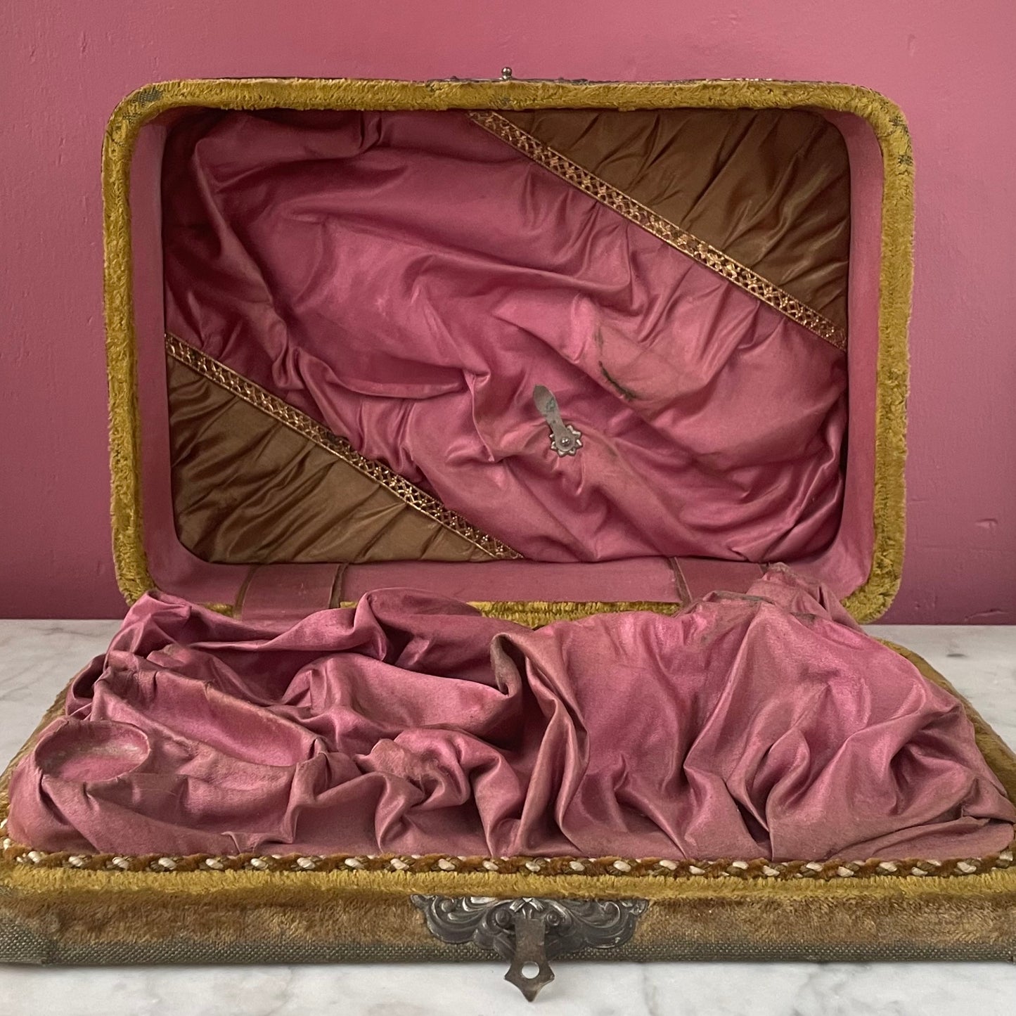 Victorian Green Velvet Vanity Box