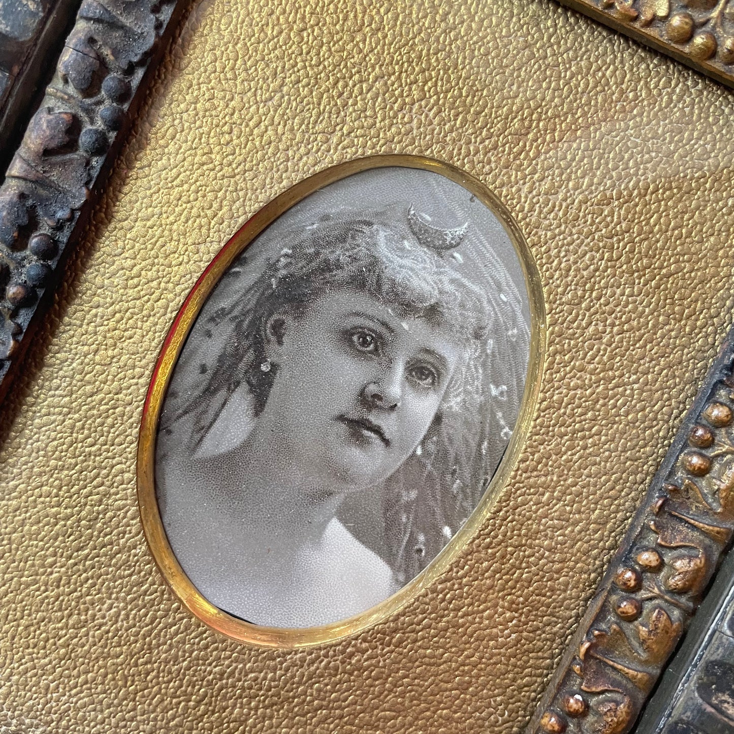 Sister of the Moon | Victorian Framed Card