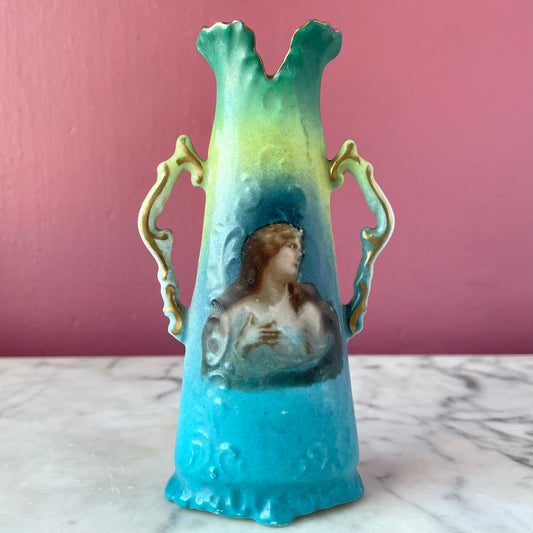 Victorian Miniature Bud Vase