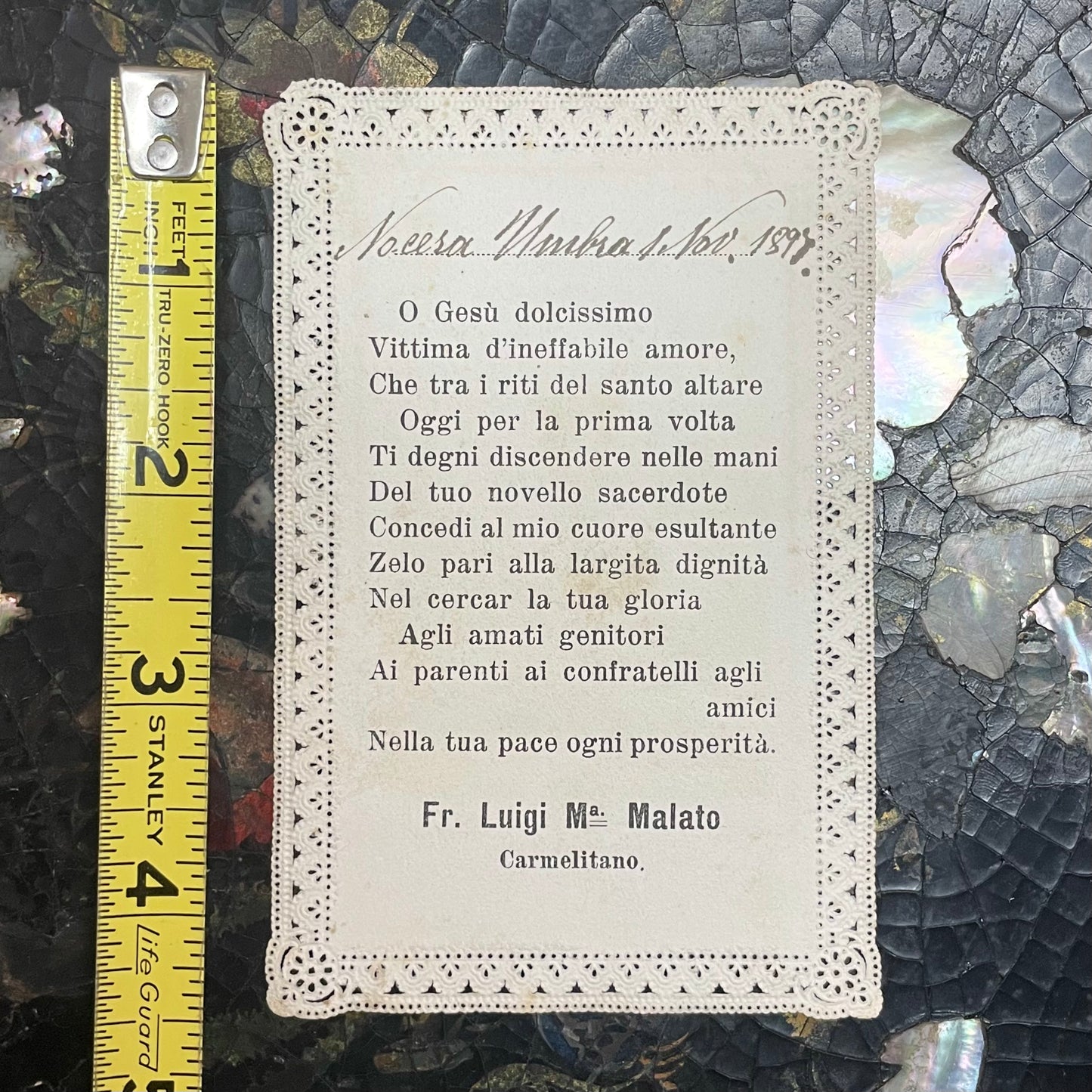 Antique Lace Paper Holy Card | The Eucharist
