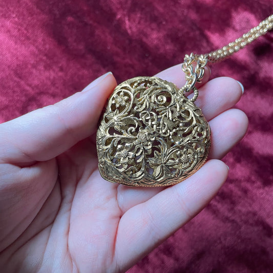 Scent Locket Heart Necklace