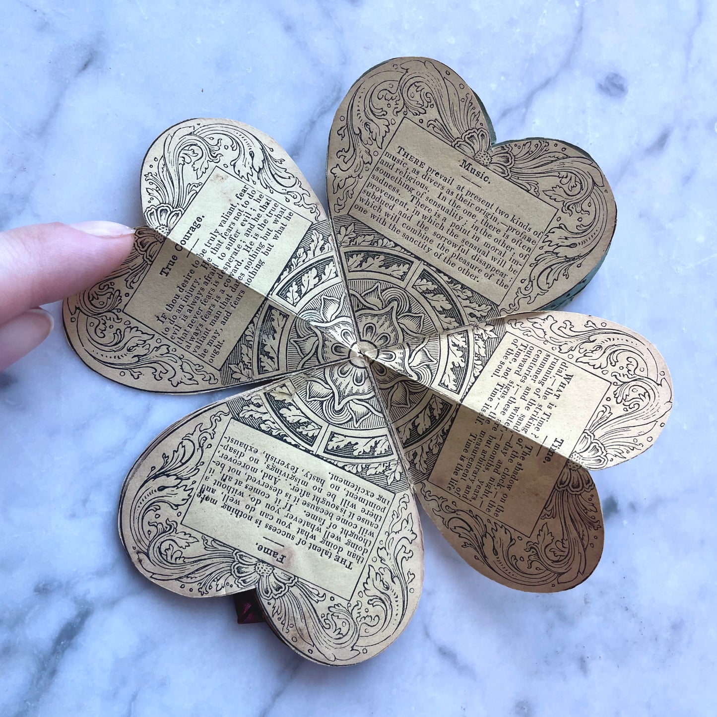 Victorian Puzzle Purse Valentine
