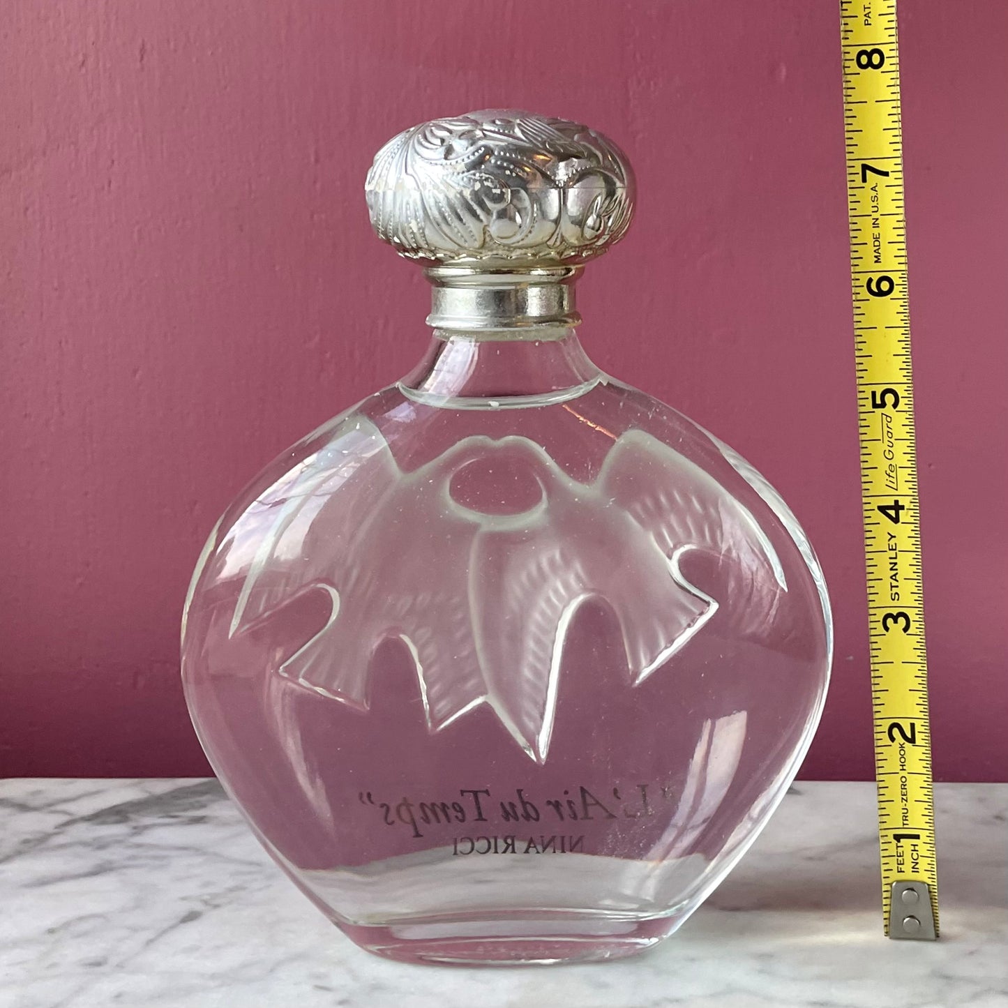 L’air du temps | Nina Ricci | Lalique Factice | Oversized Display