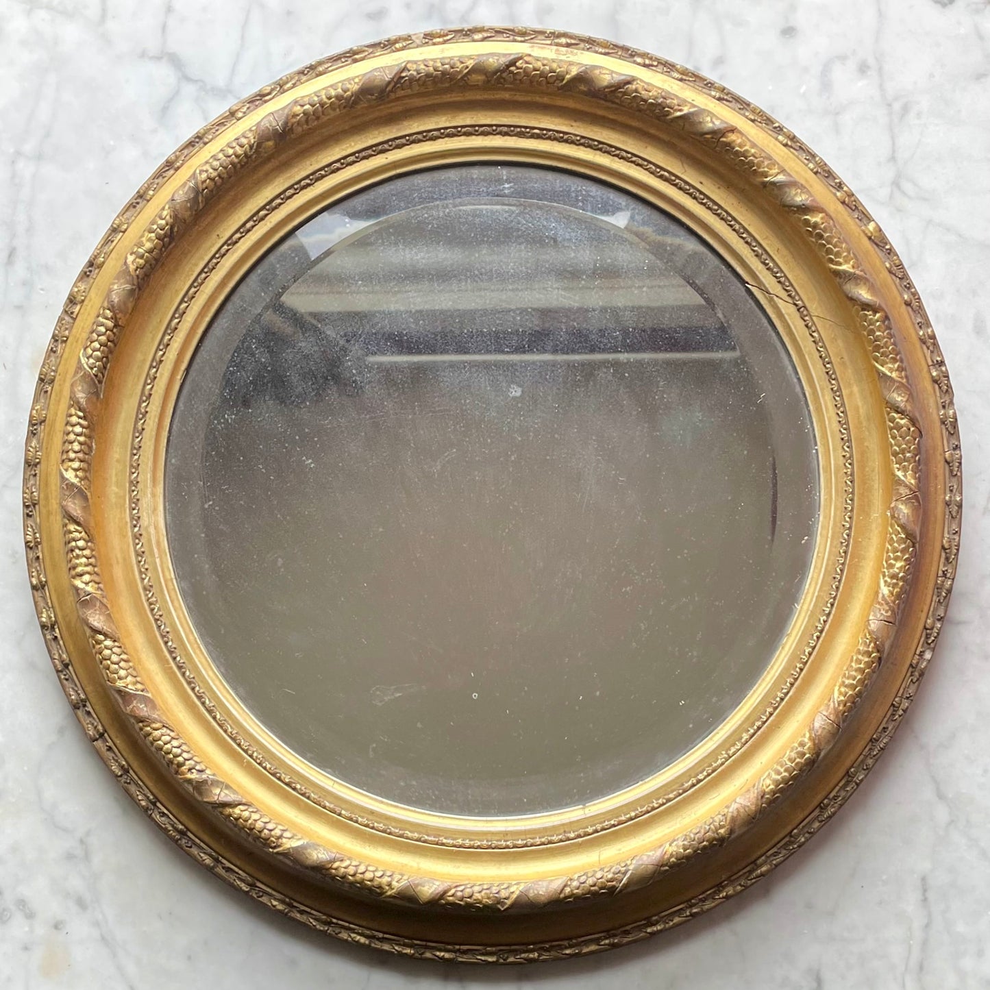 Victorian Round Gilded Wood Wall Mirror