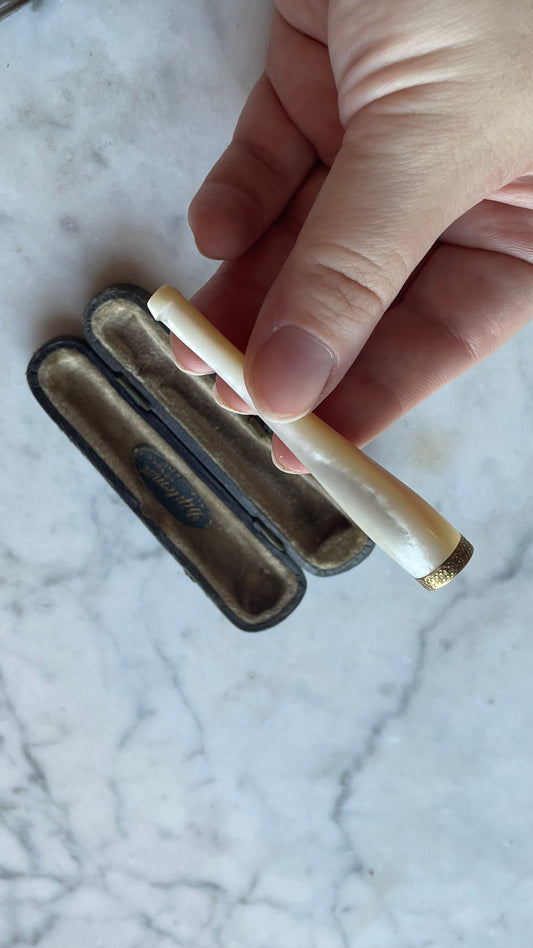 Antique Pearl & Gold Cigarette Holder with Original Case | Diplomat of London