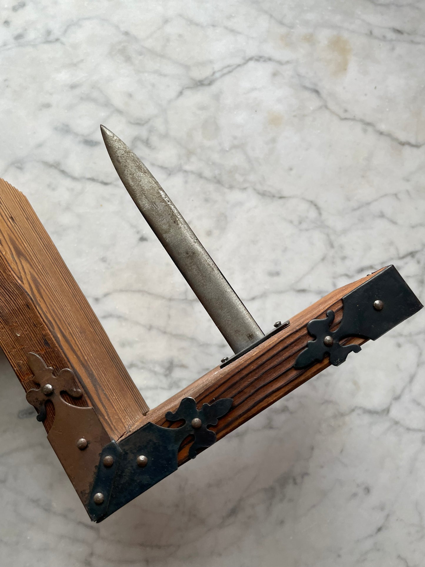 Vintage Sword Bookends