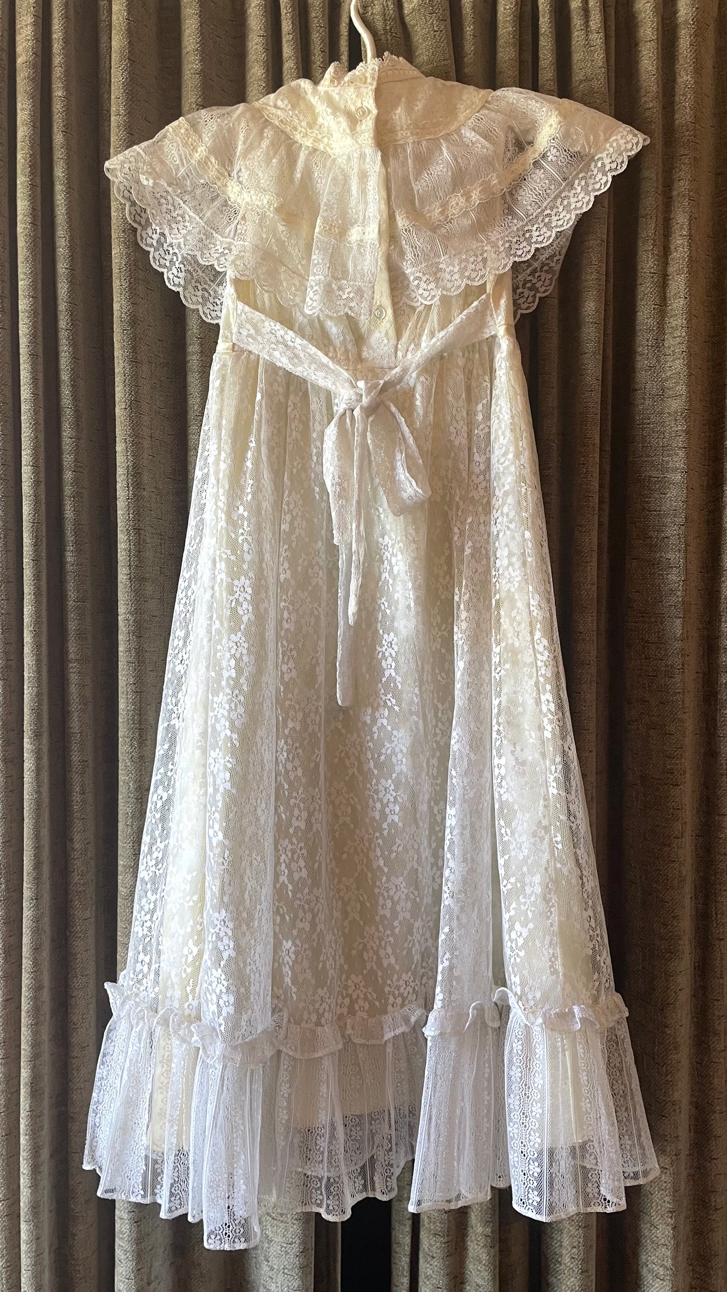 Vintage Gunne Sax Jeunes Filles White Lace Dress