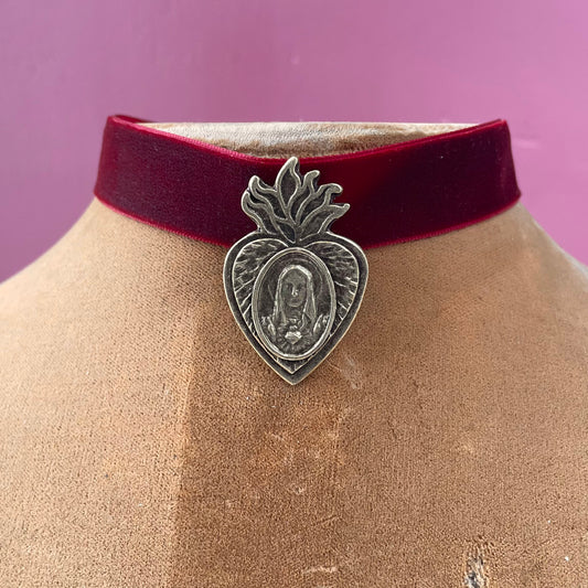 Sacred Heart of Mary on Velvet Choker