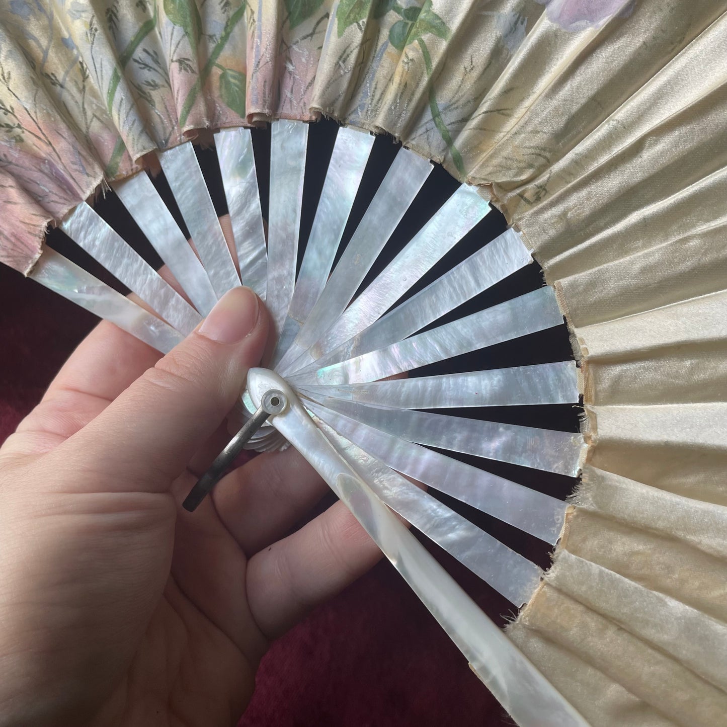 Victorian Painted Silk Fan with Mother of Pearl