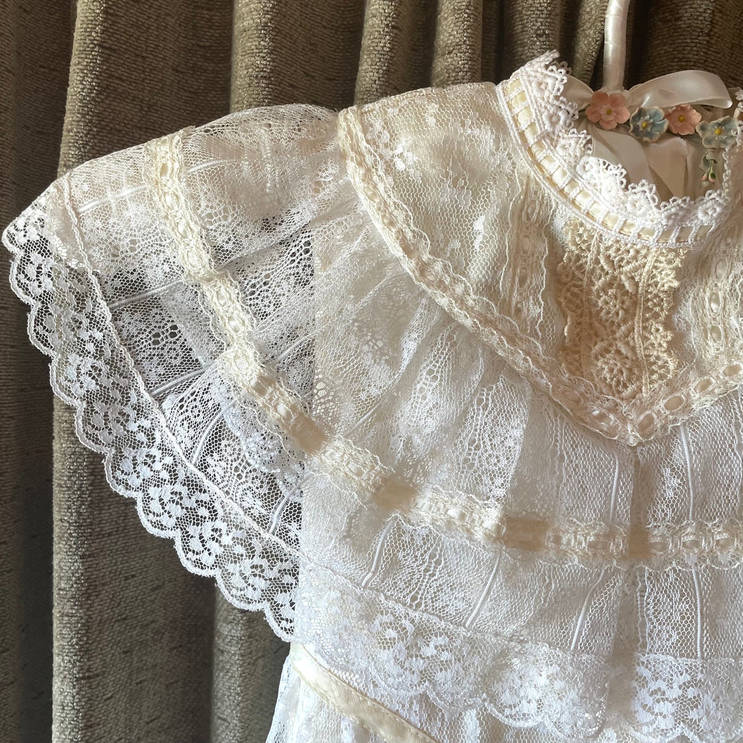 Vintage Gunne Sax Jeunes Filles White Lace Dress