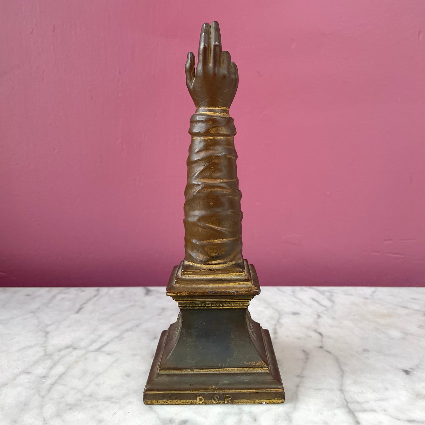 Ex Braccia de St. Anne | Arm of St. Anne Metal Figure