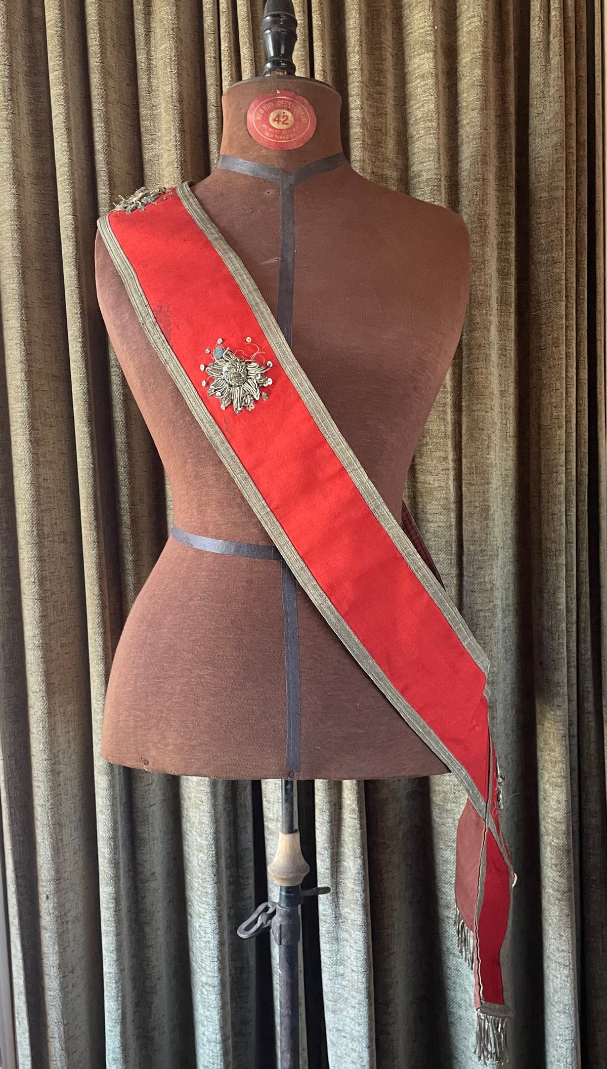 Antique Odd Fellows Ceremonial Sash