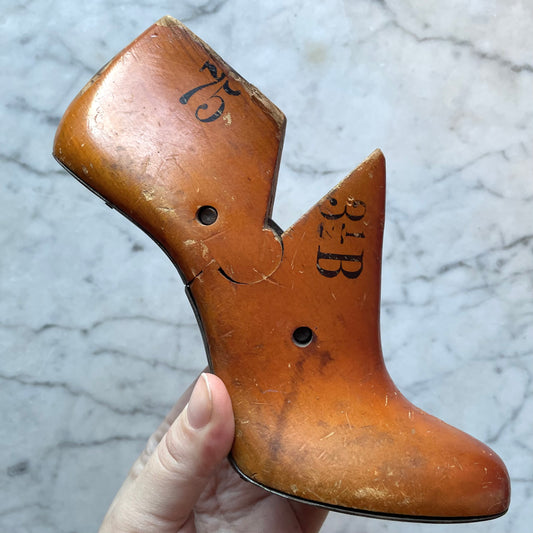 Antique High Heel Cobbler Mold