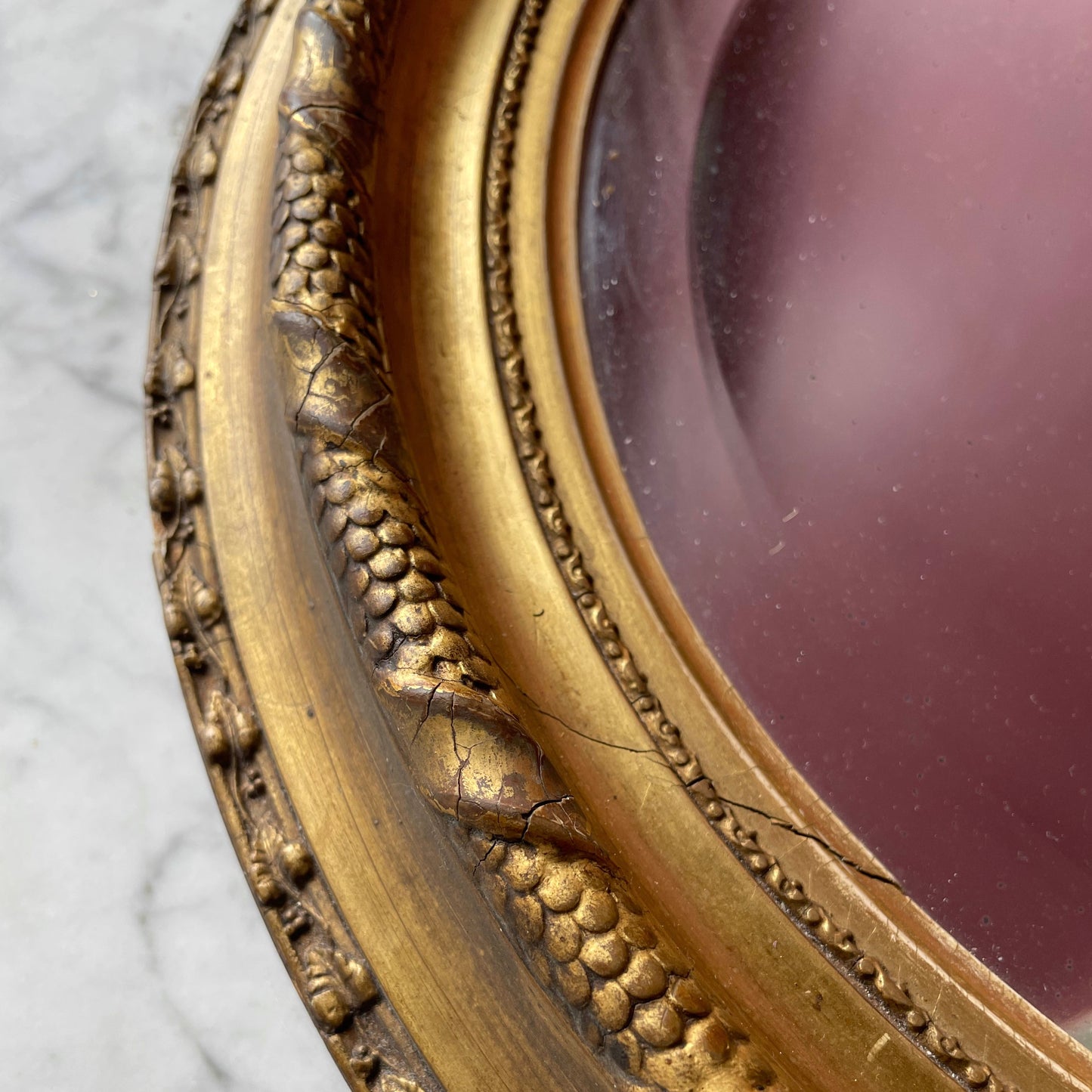Victorian Round Gilded Wood Wall Mirror
