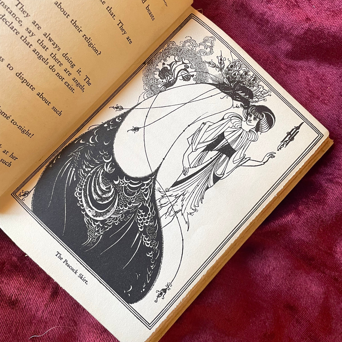 Salome by Oscar Wilde illustrated by Aubrey Beardsley | 1930s