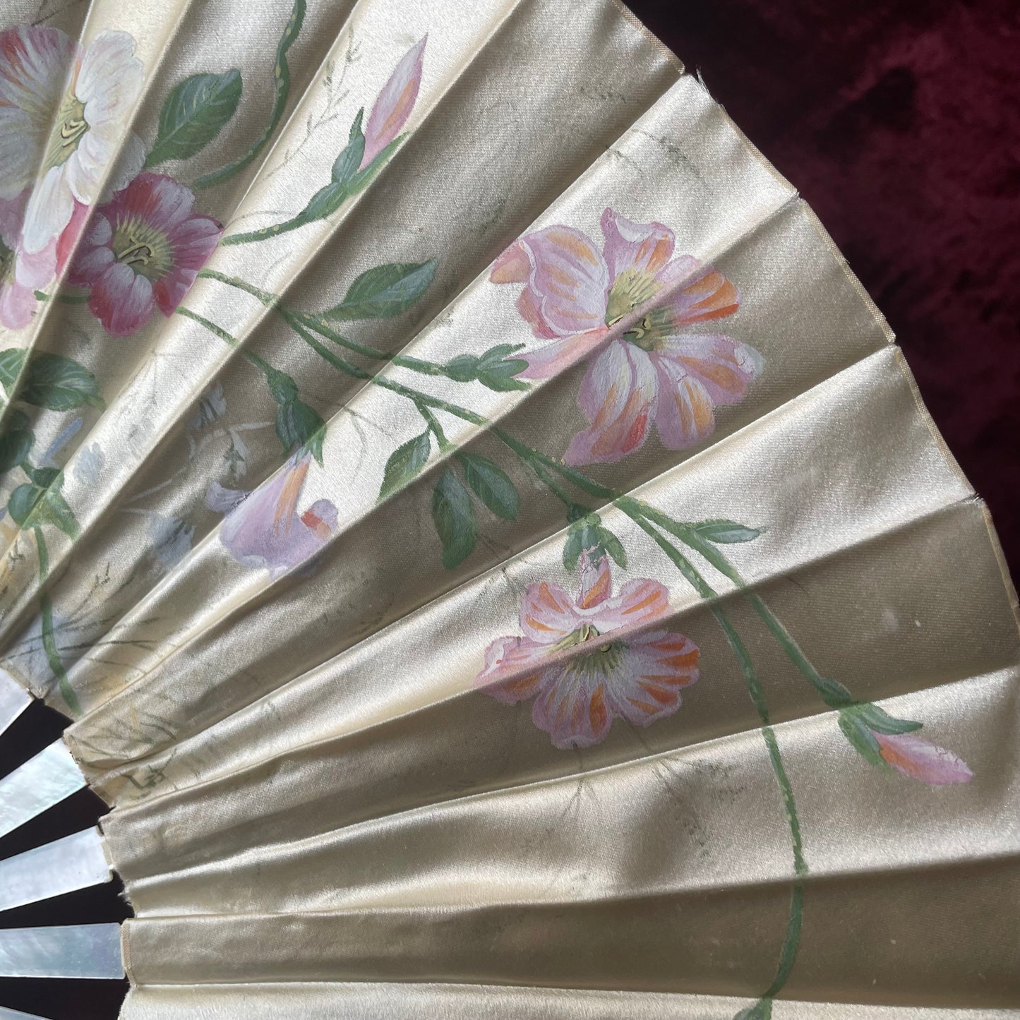 Victorian Painted Silk Fan with Mother of Pearl