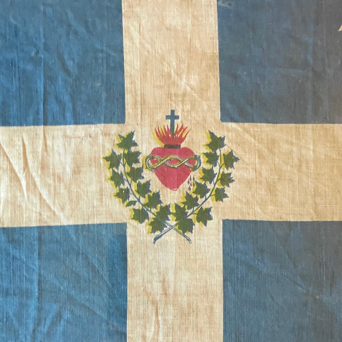 Antique Carillon Sacré-Cœur Framed Flag