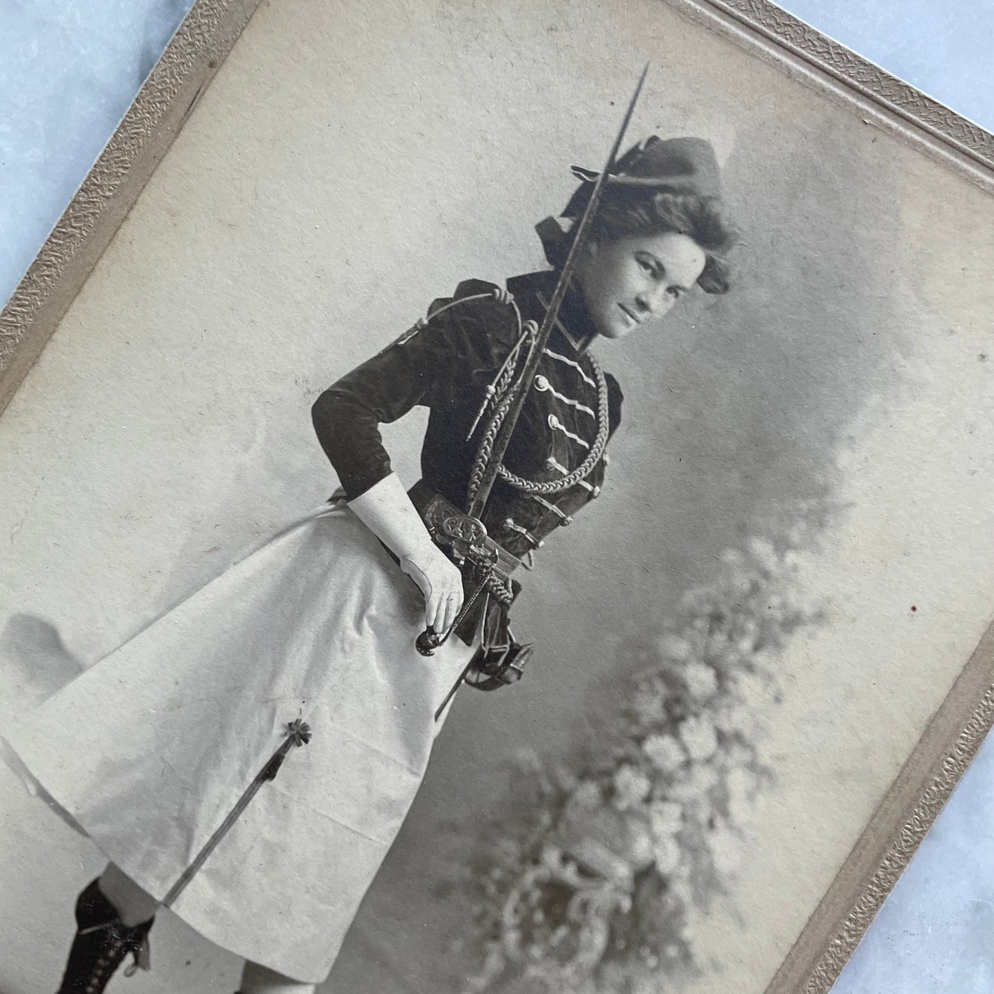 “Vassar Girl” in Fencing Costume Cabinet Card Photo
